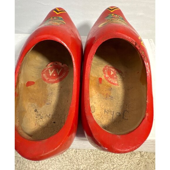 Vintage Dutch Wooden Clogs Hand Painted Red With Cartoon Design 7” - Picture 7 of 10